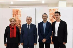 manisa motifleri modern tasarimla bulustu FZ8Lrdve.jpg